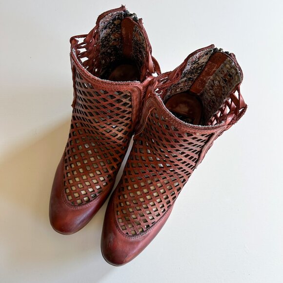 Freebird Lazor Red Leather Cut Out Ankle Booties Western Boots Size 7 with Box - Picture 6 of 10